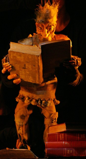 O Cavaleiro da Triste Figura(2003). Catibrum Teatro de Bonecos. Direção de Lelo Silva. Foto de Guto Muniz