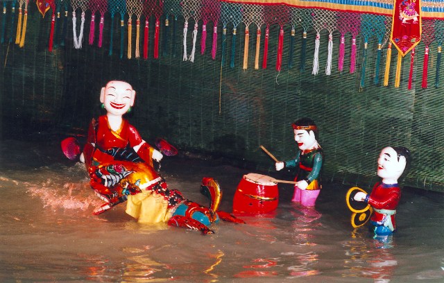 TOPIC, marionetas del Vietnam