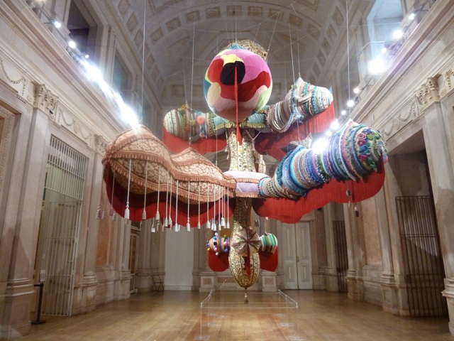 Escultura de Joana Vasconcelos