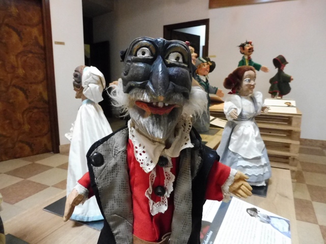 Exposición Le Strade di Pulcinella, Cordenons