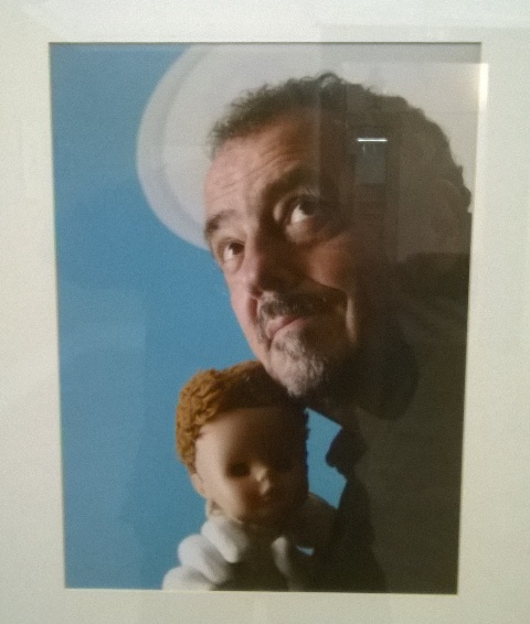 30 años de Trulé, exposición fotográfica sobre el trabajo realizado por el maestro titiritero Manuel Dias, en Évora