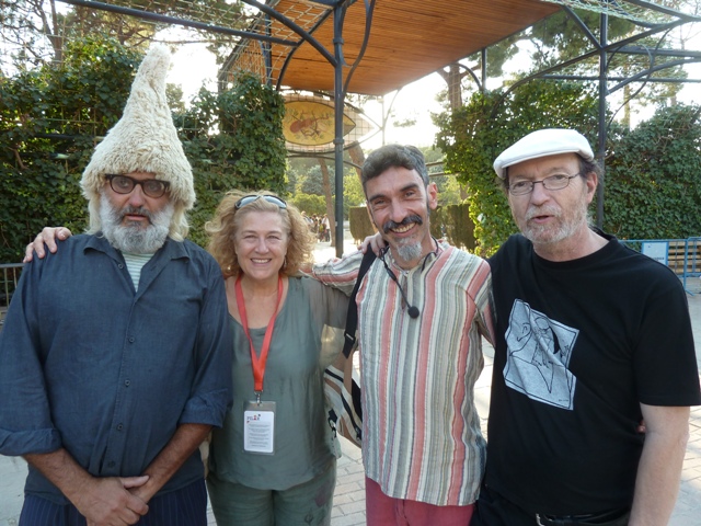 El Parque de las Marionetas en las Fiestas del Pilar de Zaragoza: Las Cachiporras de Quique Di Mauro, Luís Zornoza y Paulo Rech; Elena Millán, Jordi Bertran y Alex Barti