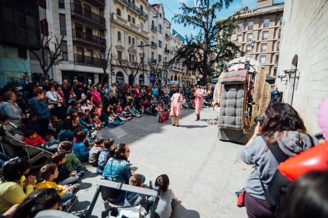 Espectáculos de calle en la 29ª Fira de Titelles de Lleida, por Sara Serrano