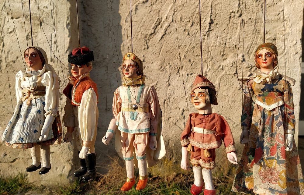 Exposición de marionetas checas en el Centro del Títere de Alcordón