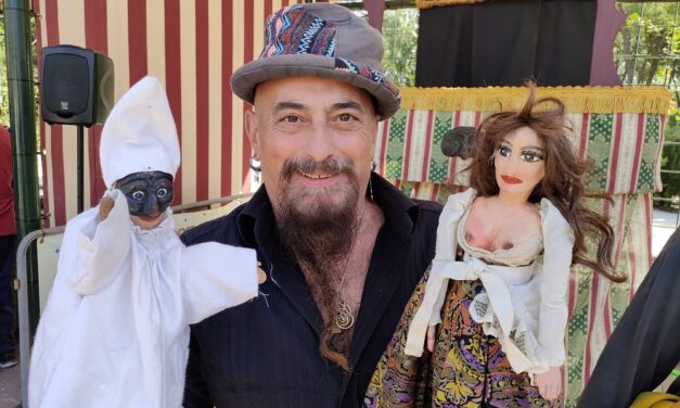 I – Parque de las Marionetas, Fiestas del Pilar 2022 – Zaragoza, capital de la cachiporra: Salvatore Gatto, Eugenio Navarro, Sylvie Capdeboscq, Jimmy Azogué, Luís Zornoza Boy, Julia Juárez, Pablo Girón e Iñaki Juárez