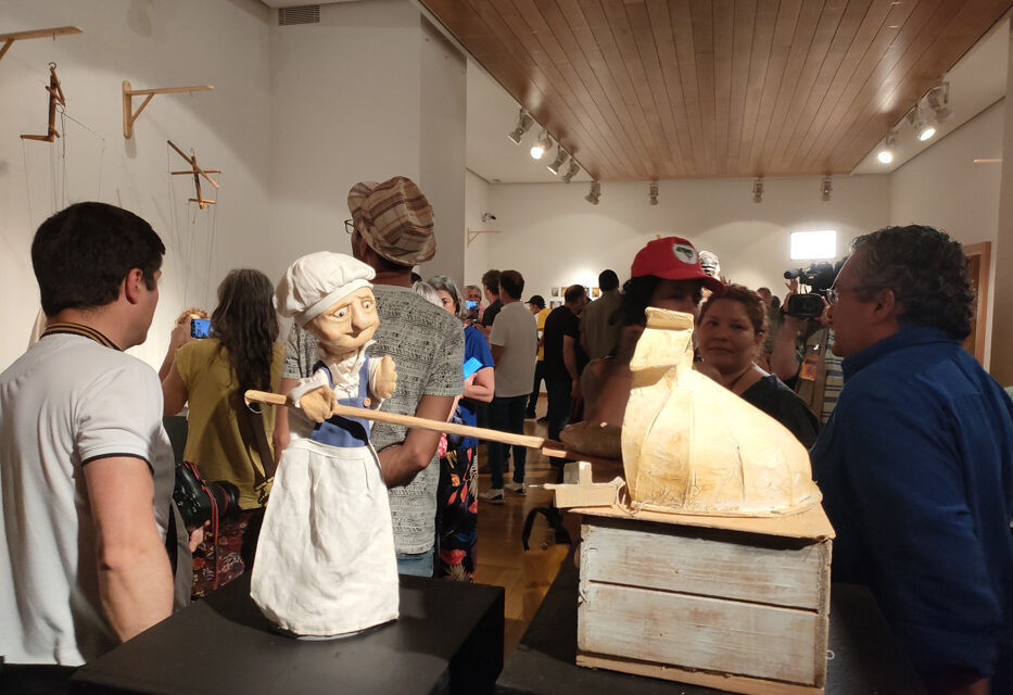 II – Bienal Internacional de Marionetas de Évora BIME – Seminario sobre ‘A marioneta: um património em constante transformação’, 2 día: Francesca Cecconi, José Russo, Igor Gandra. Exposición y función de Marionetas de Elena Millán en el Museu de Évora