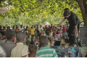 <!--:es-->Rumbo a Haití: la odisea titiritera de Marionetes Nòmades, por Pere Bigas<!--:-->