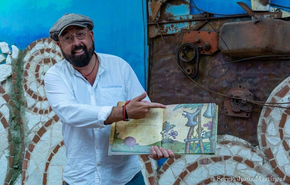 ‘El príncipe vestido de papel’. Entrevista a David Acera, escritor y actor asturiano, de visita en Cuba. Por Sergio Jesús Martínez Villalonga