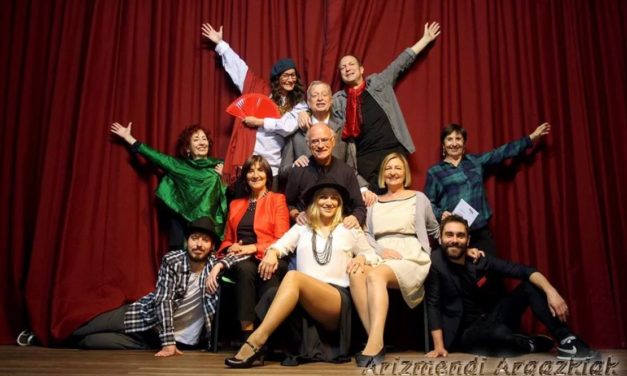 Manolo Gómez, director del Grupo Teatro Estudio de San Sebastián, recibe el Premio al Mérito por la Trayectoria Personal – Premios Juan Mayorga de las Artes Escénicas