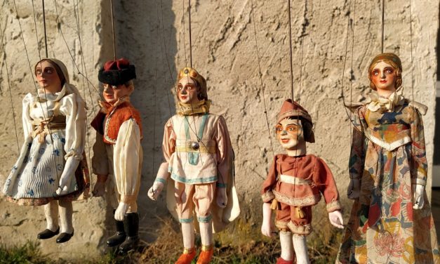 Exposición de marionetas checas en el Centro del Títere de Alcordón