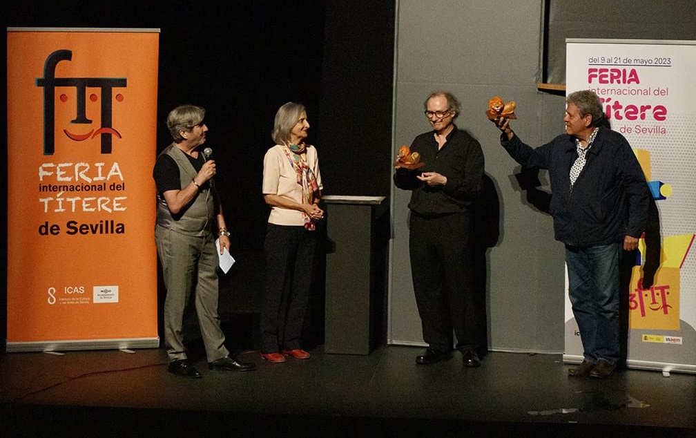 Otorgado el Premio El Farolito a La Fanfarra. Exposiciones en Sevilla durante la 43 Feria Internacional del Títere de Sevilla 2023: Beatriz Godoy y Títeres Caracartón