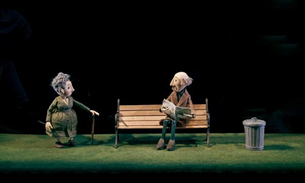 El silencio poético de ‘El banco’, de Teater Refleksion. Por Iñaki Oscoz
